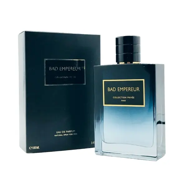 Flacon de parfum BAD EMPEREUR avec dégradé bleu et boîte noire, évoquant un luxe discret et raffiné.