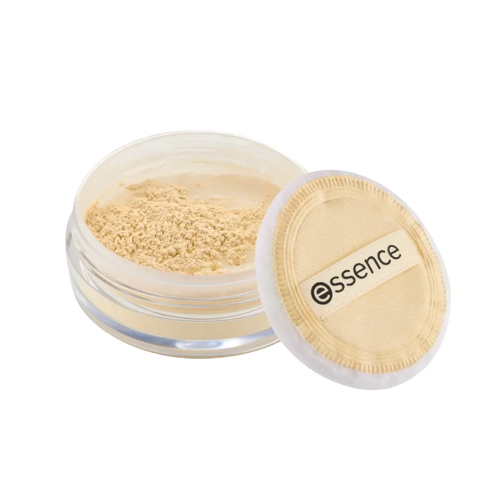 Poudre libre de maquillage dans un pot transparent avec un applicateur en éponge marqué "essence" posé à côté.