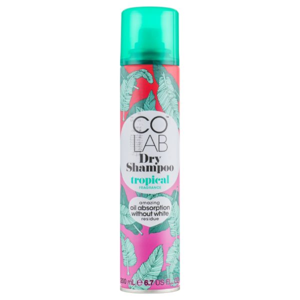 Colab tropical est un shampooings sec qui a une formule innovante et invisible qui absorbe l'excès d'huile sans laisser de résidus blancs sur les cheveux.