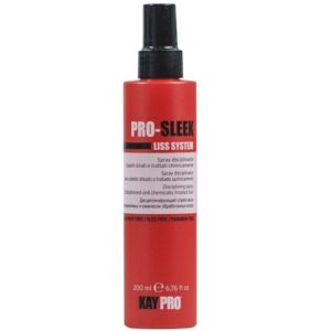 Le Spray disciplinant Pro-Sleek 200 ml de la marque Kayproélimine instantanément les fourches, gardant les cheveux lisses pendant longtemps.