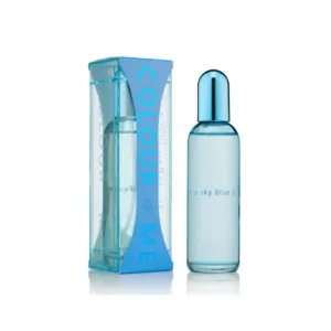 Parfum COLOUR ME SKY BLUE 100ml avec flacon bleu ciel et emballage assorti.